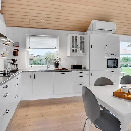 Ferienhaus Awesome Home In Kerteminde With Kitchen Kerteminde