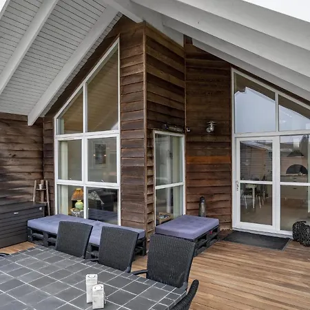 펜션 2 Bedroom Beautiful In
